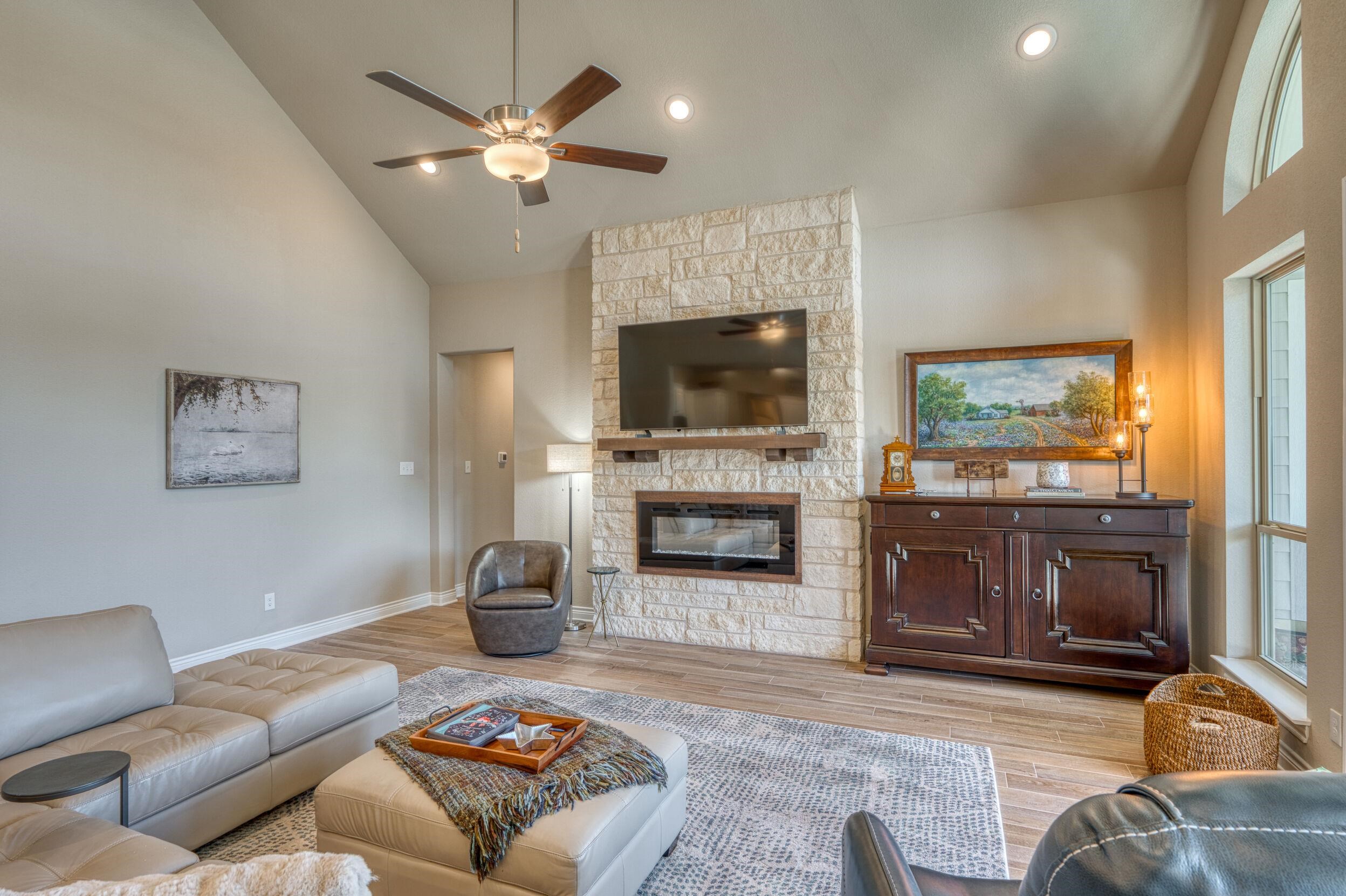 2913 Blue Lake Drive Horseshoe Bay TX 78657