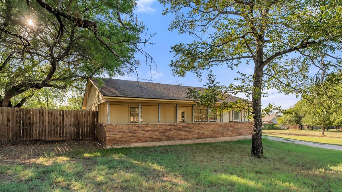 848 Pecan Lane Cottonwood Shores TX 78657
