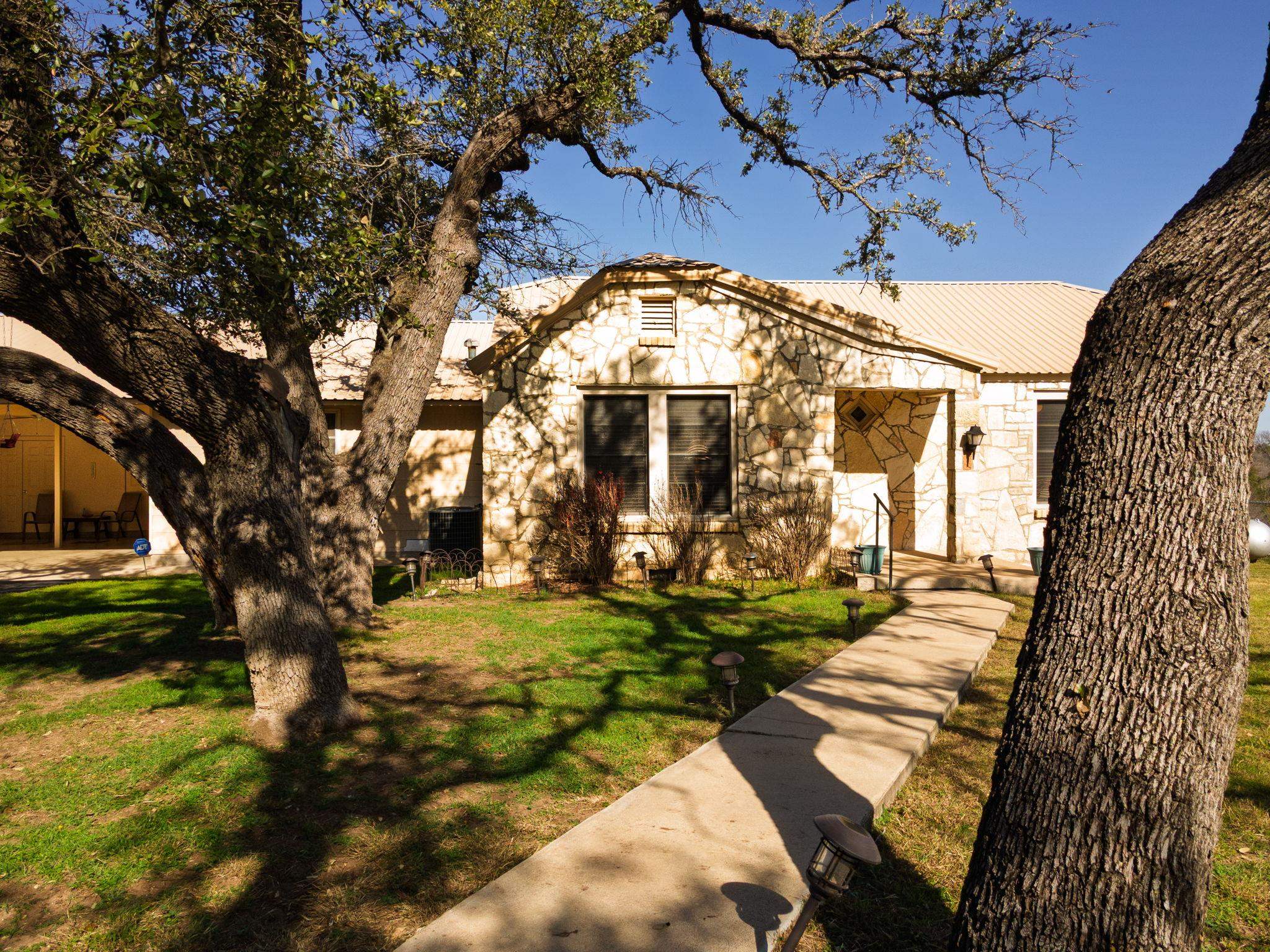 1003 N.ridge Street Lampasas TX 76550