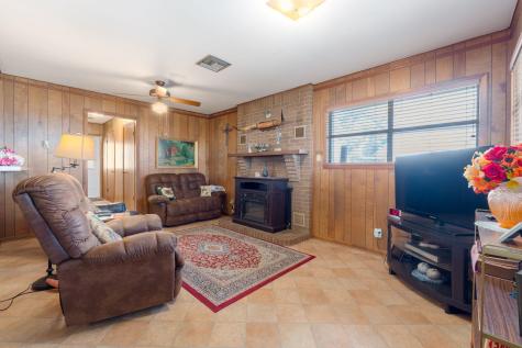 1003 N.ridge Street Lampasas TX 76550