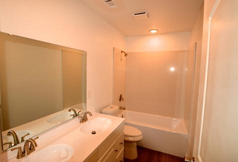 1517 Navajo Trail Kingsland TX 78639