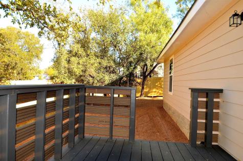 1517 Navajo Trail Kingsland TX 78639