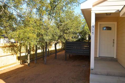 1517 Navajo Trail Kingsland TX 78639