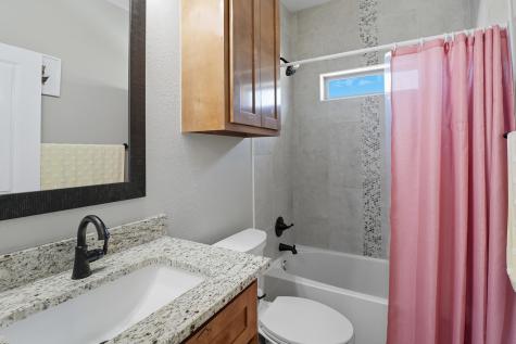 214 Oak Grove Parkway Kingsland TX 78639