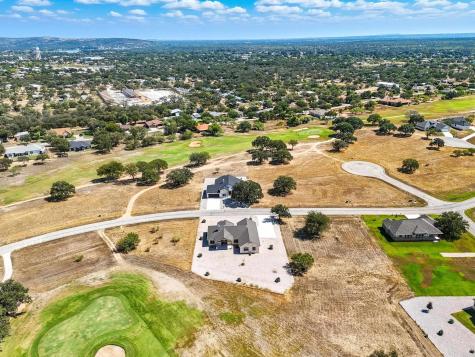 214 Oak Grove Parkway Kingsland TX 78639