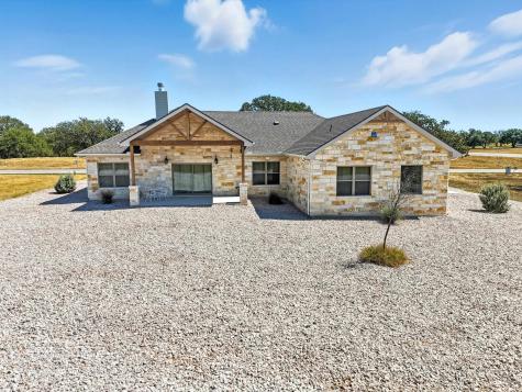 214 Oak Grove Parkway Kingsland TX 78639