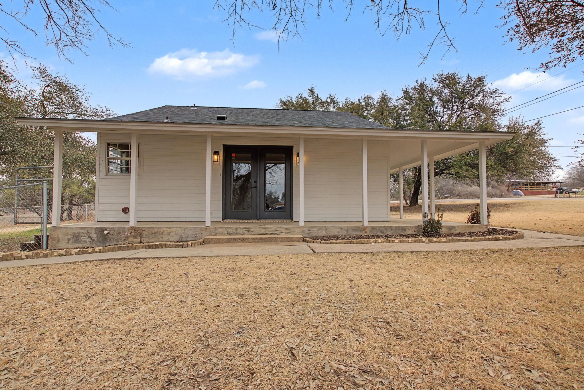 4308 Mountain View Kingsland TX 78639