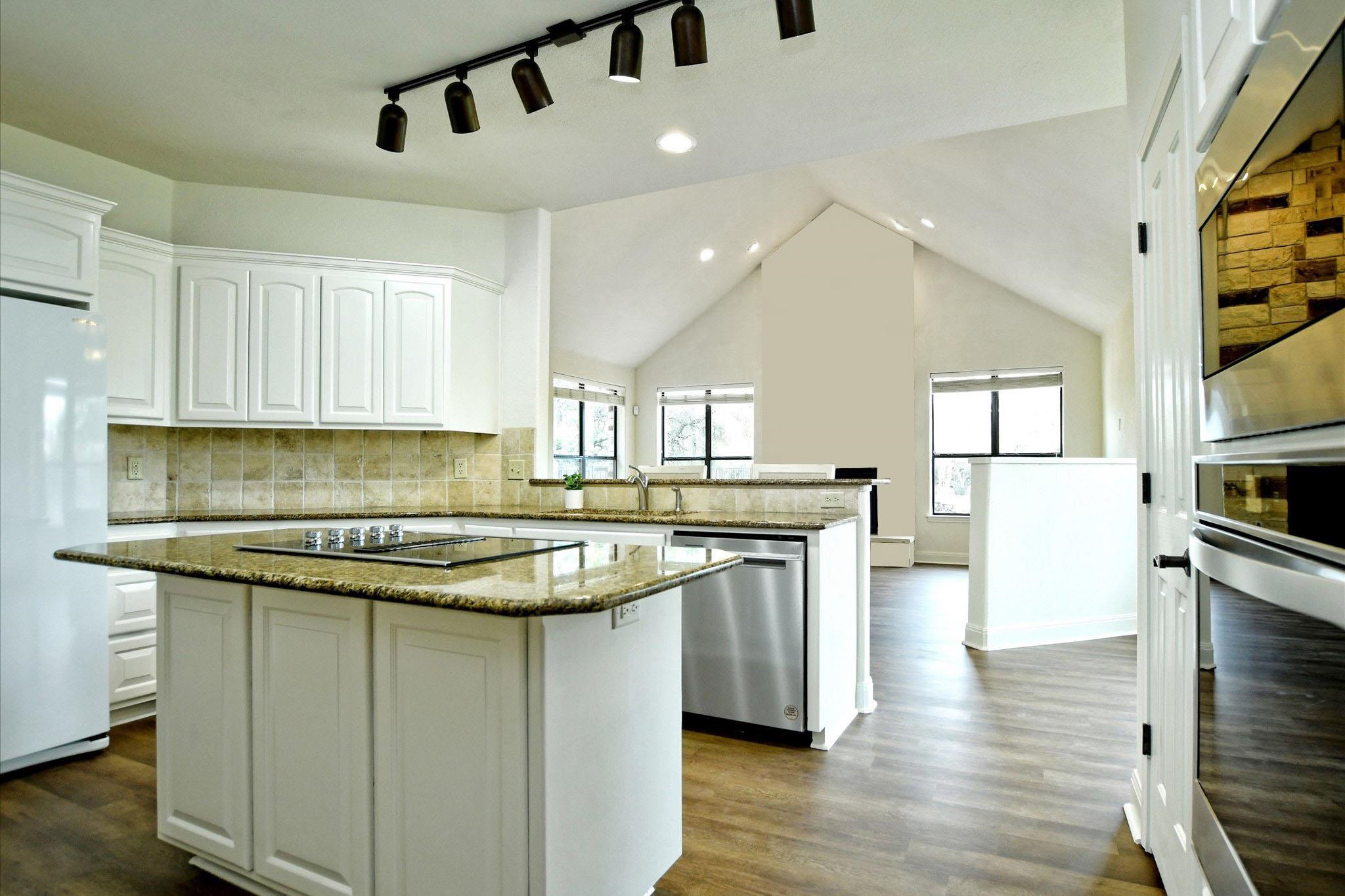 505 Vista View Trail Spicewood TX 78669