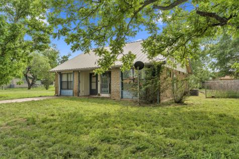 210 N River Oaks Drive Burnet TX 78611