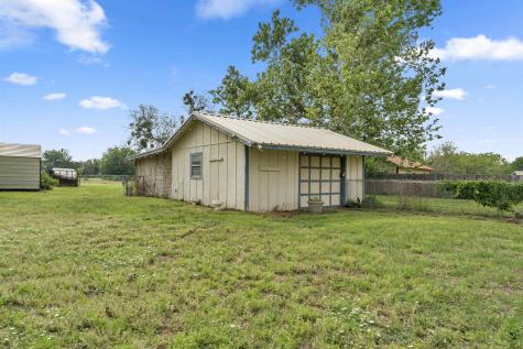 210 N River Oaks Drive Burnet TX 78611