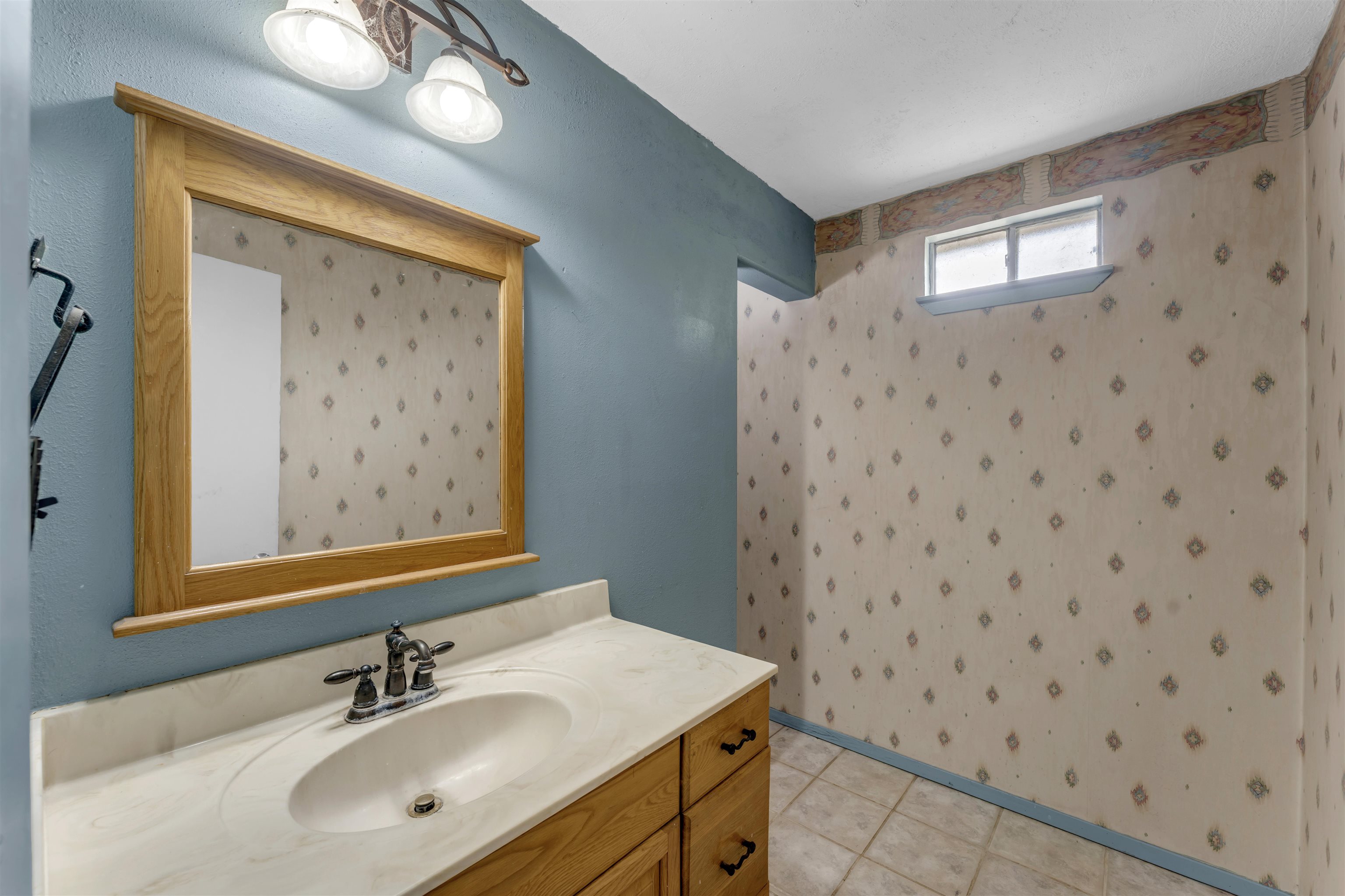 210 N River Oaks Drive Burnet TX 78611