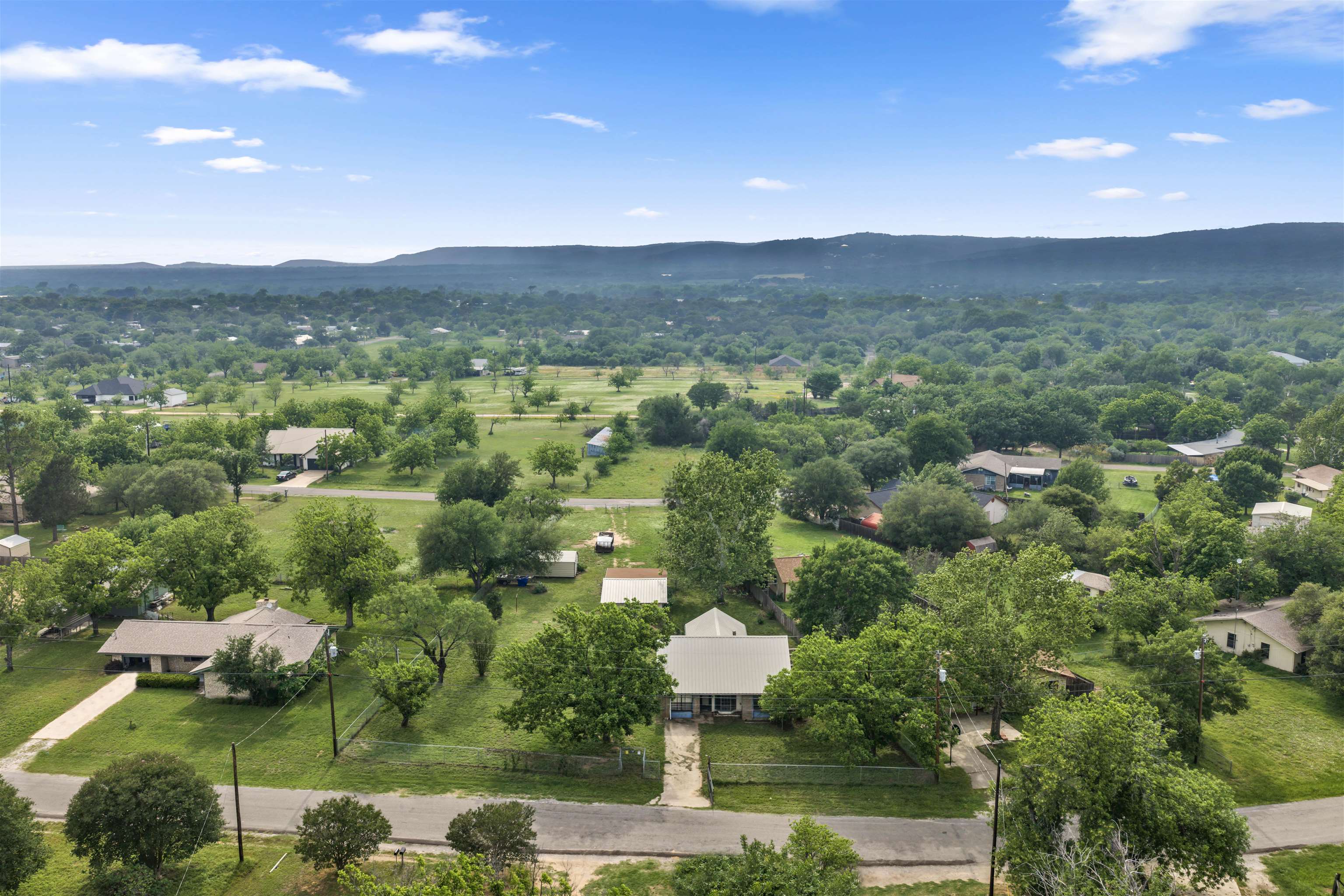 210 N River Oaks Drive Burnet TX 78611
