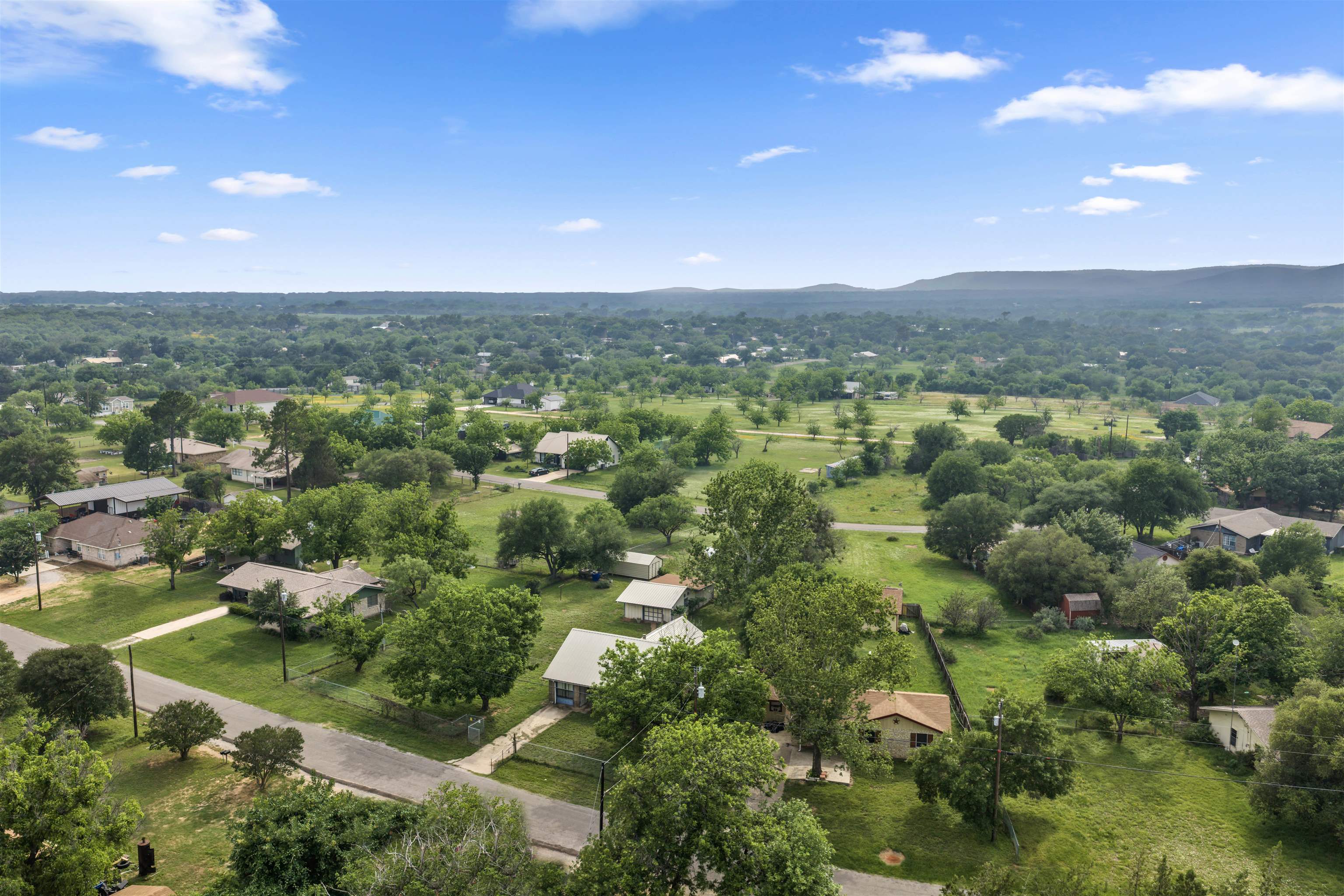 210 N River Oaks Drive Burnet TX 78611