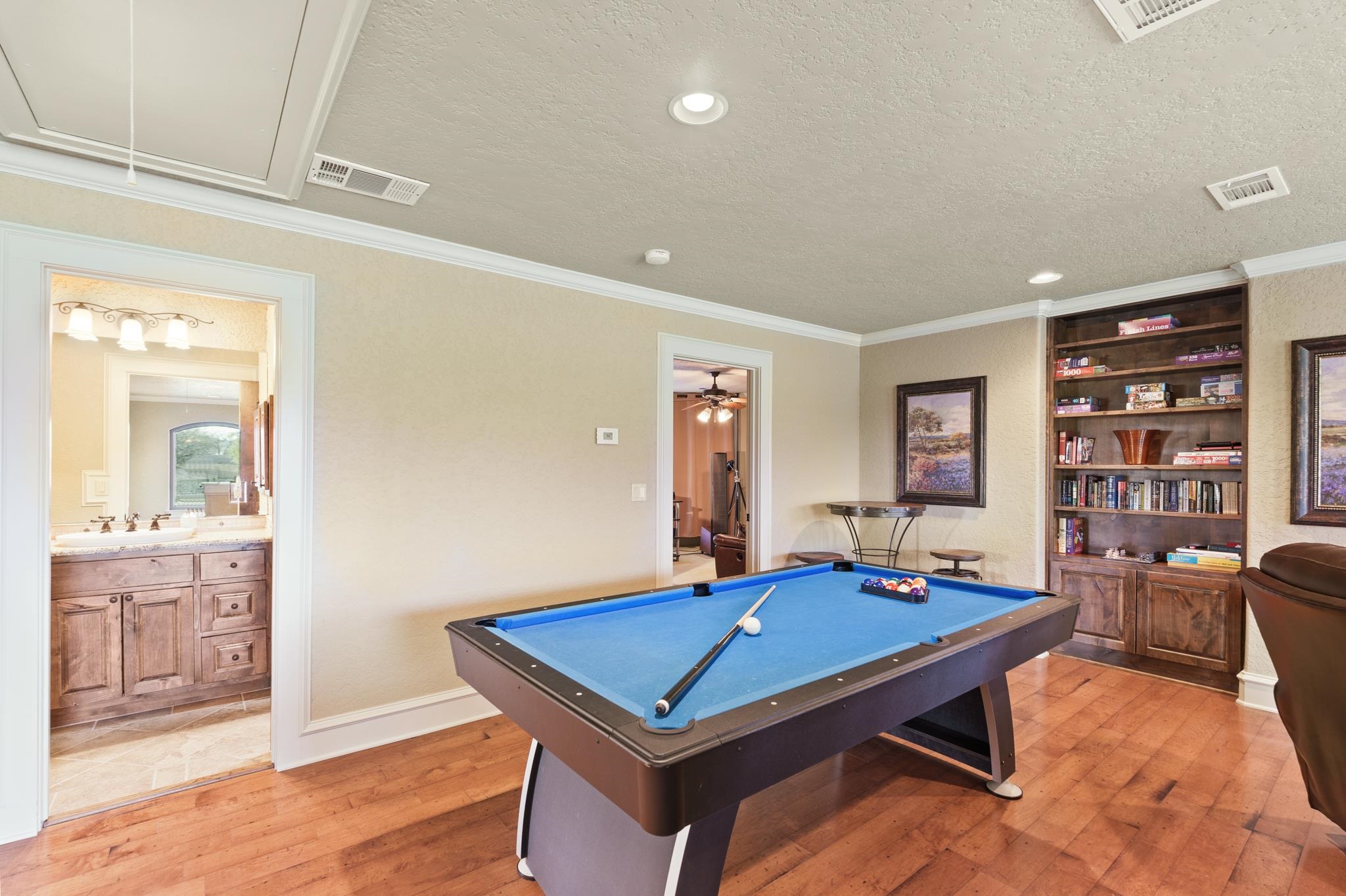 108 Eagle Horseshoe Bay TX 78657
