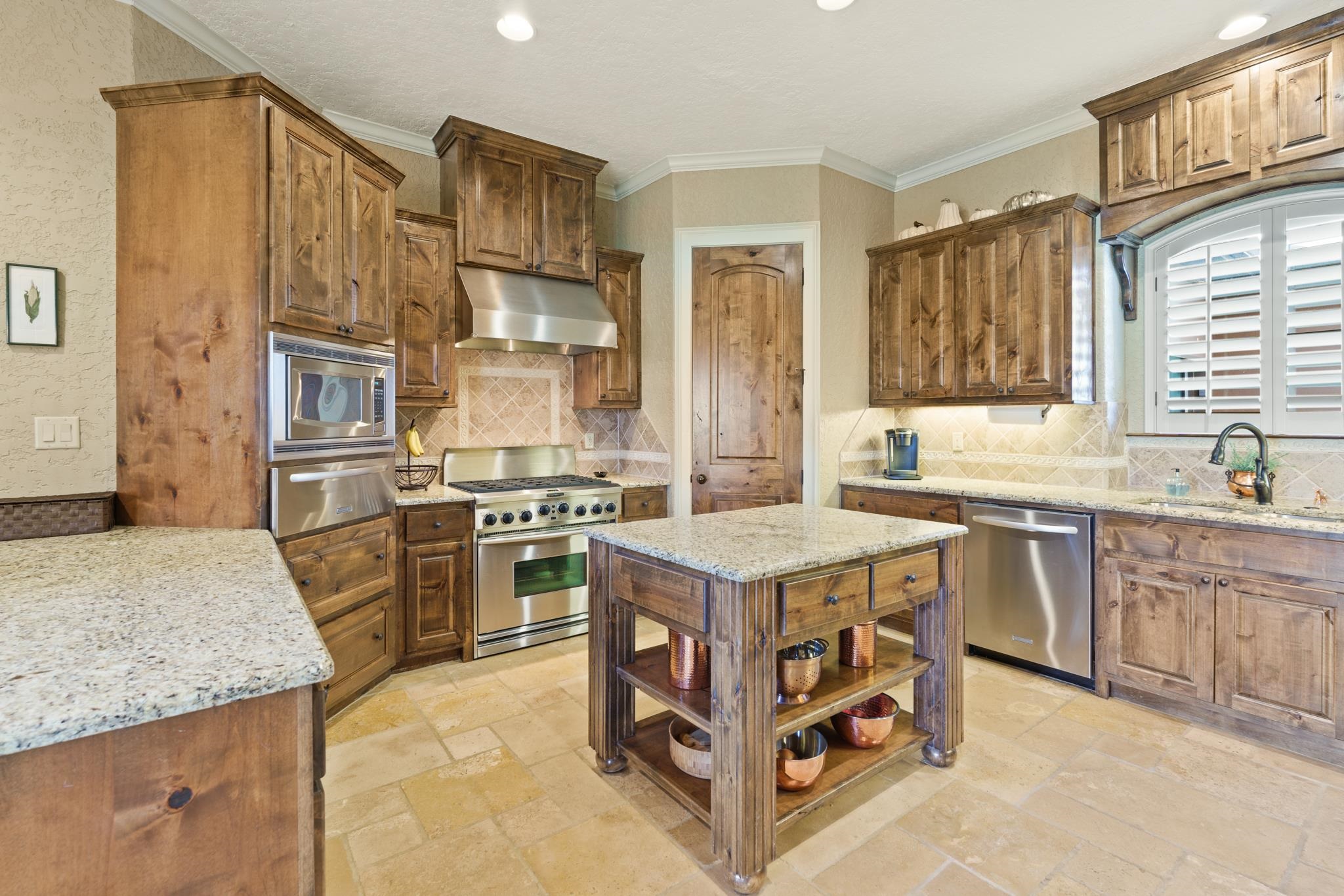 108 Eagle Horseshoe Bay TX 78657