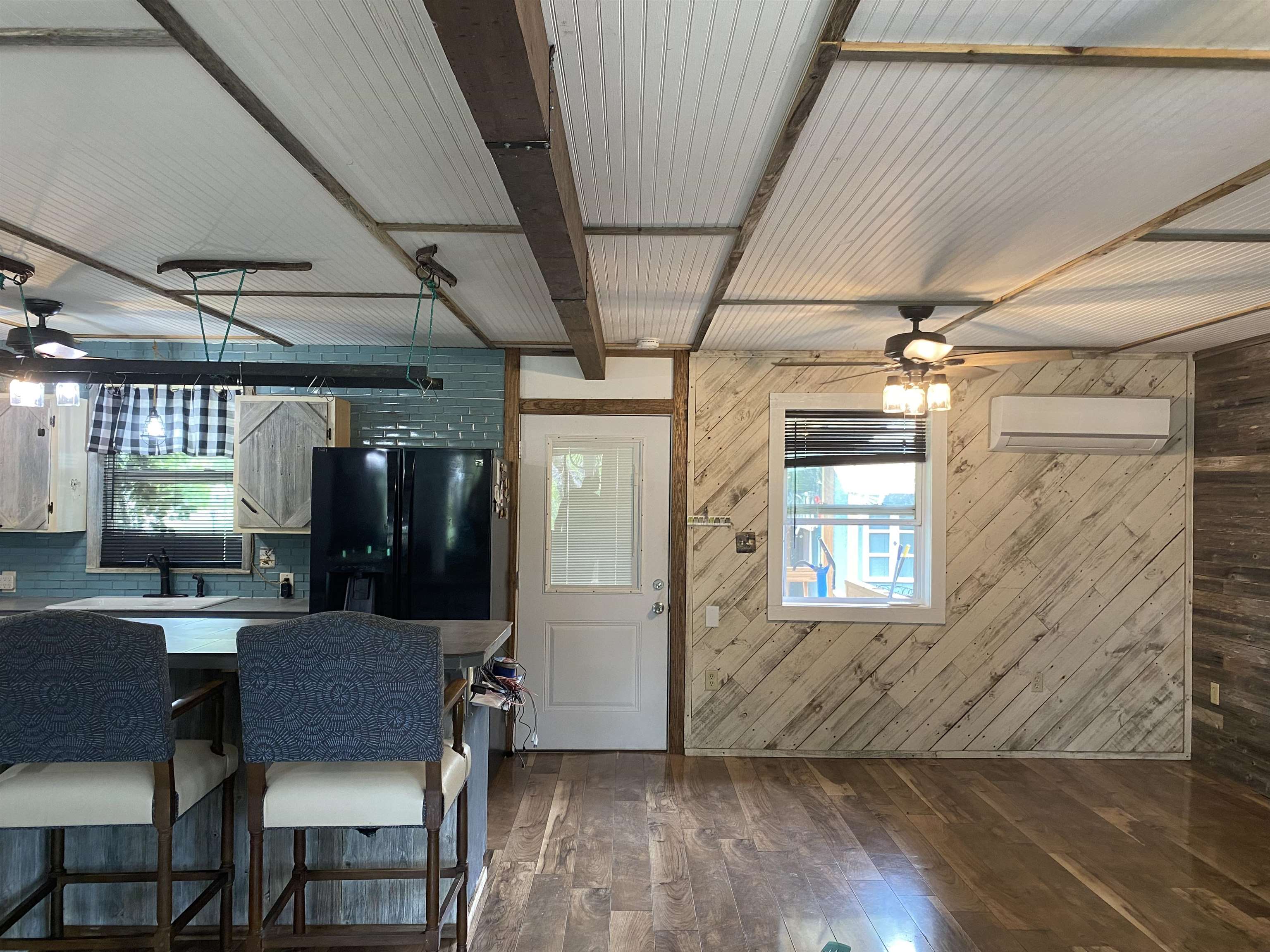 301 E Castlebriar Granite Shoals TX 78654