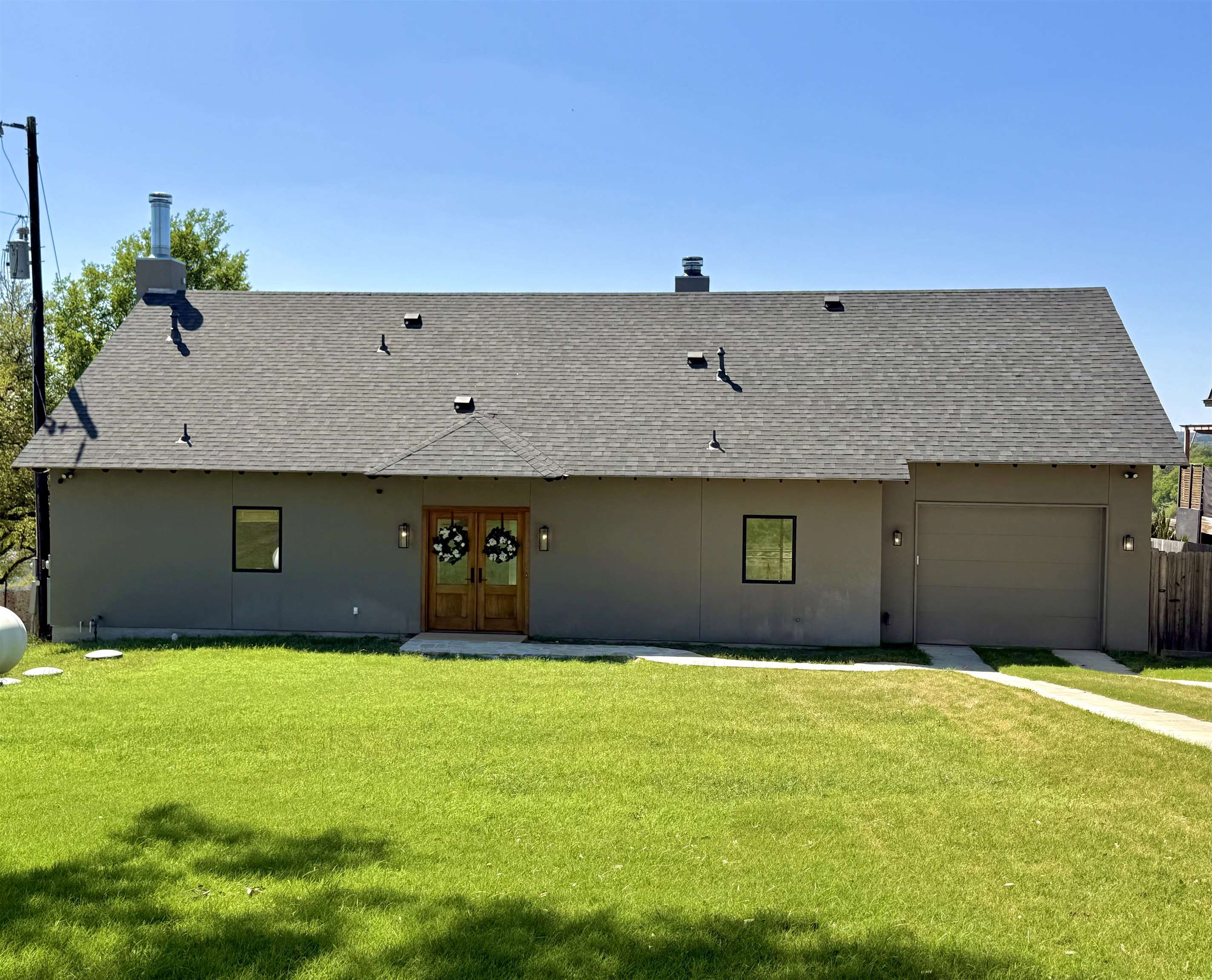 24423 Pedernales Drive Spicewood TX 78669