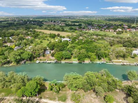 360 Shangrila Lane New Braunfels TX 78130