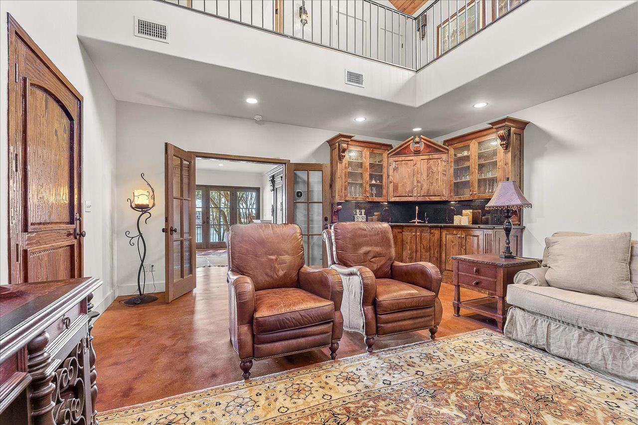 135 Perry Lane Kingsland TX 78639