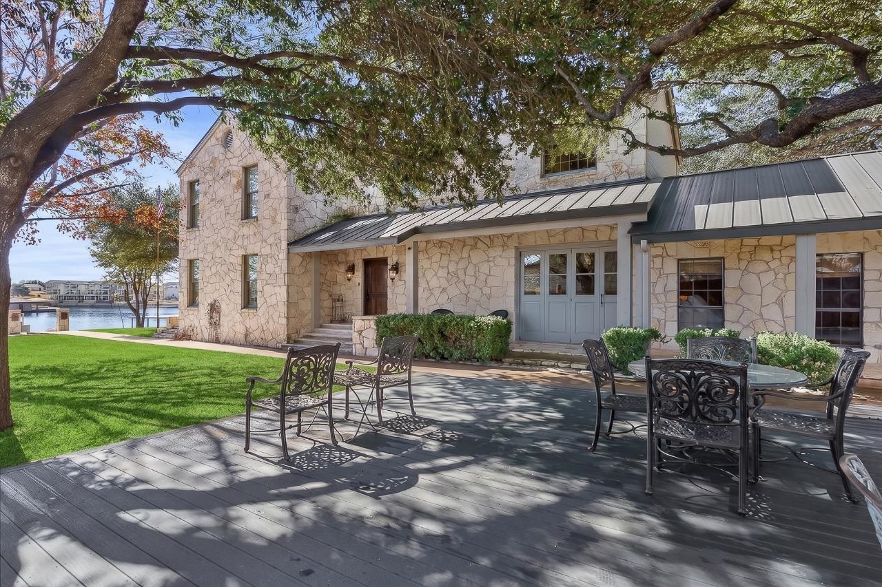 135 Perry Lane Kingsland TX 78639