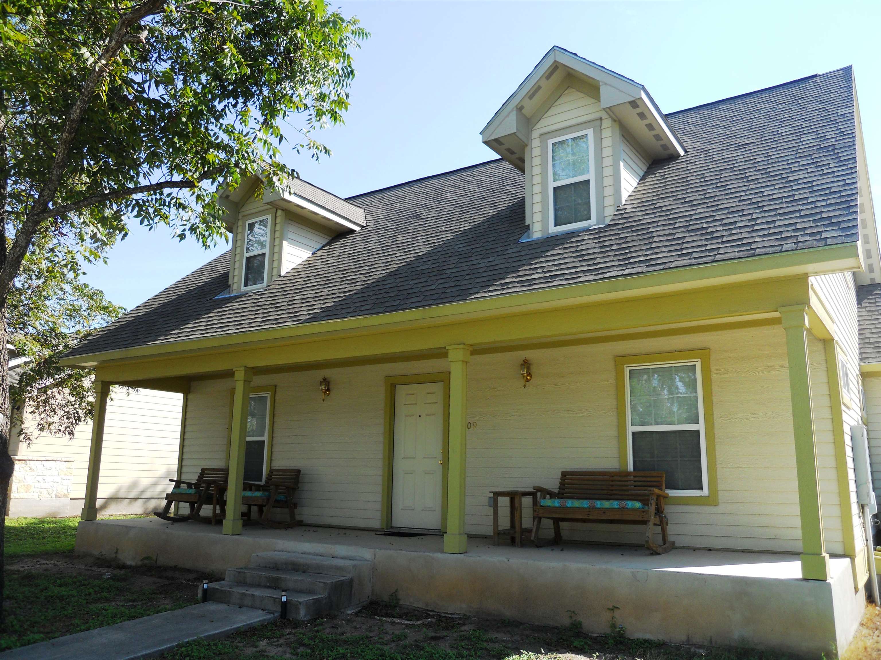 1009 N Main Street Burnet TX 78611