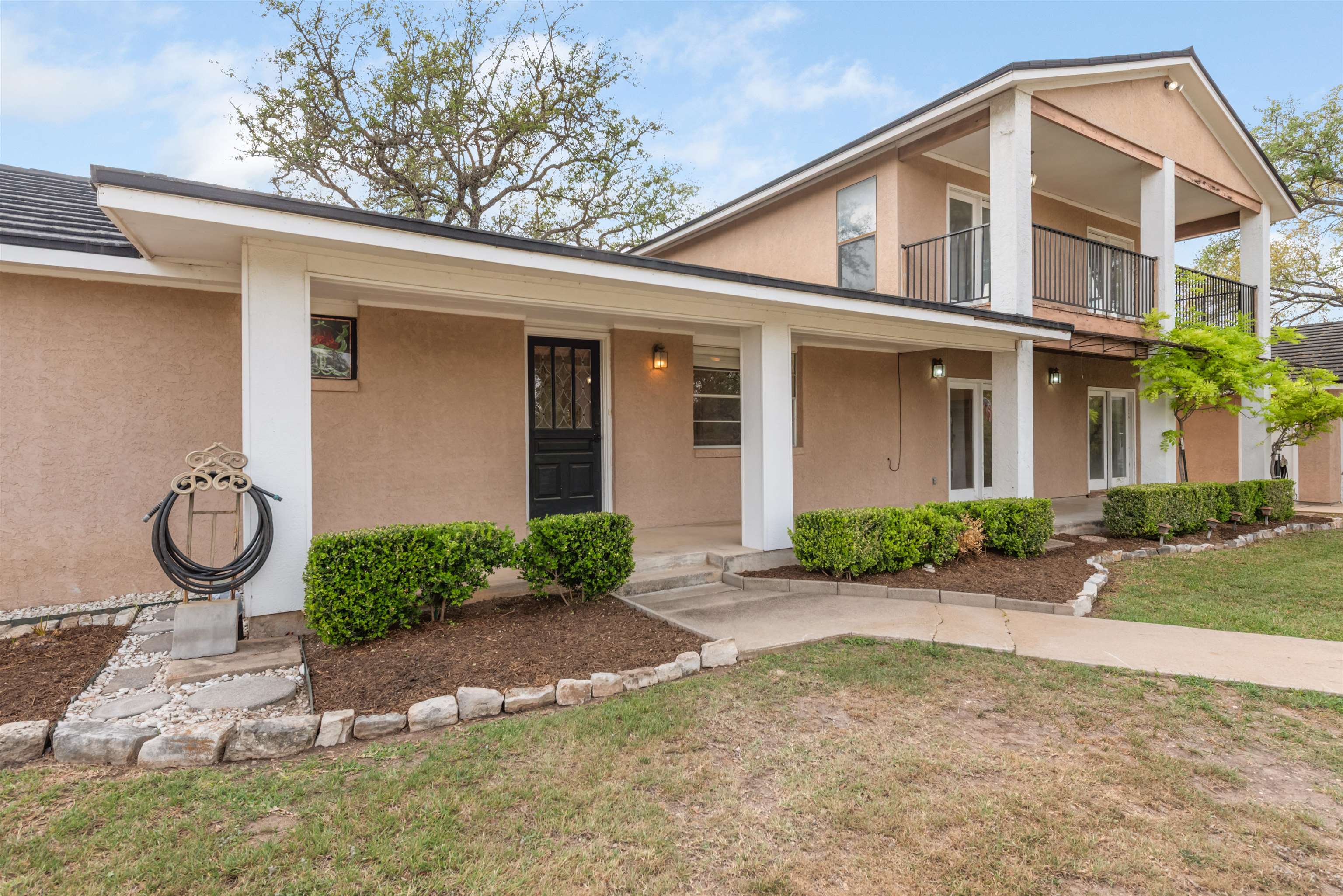 4948 Travis Oaks Drive Marble Falls TX 78654