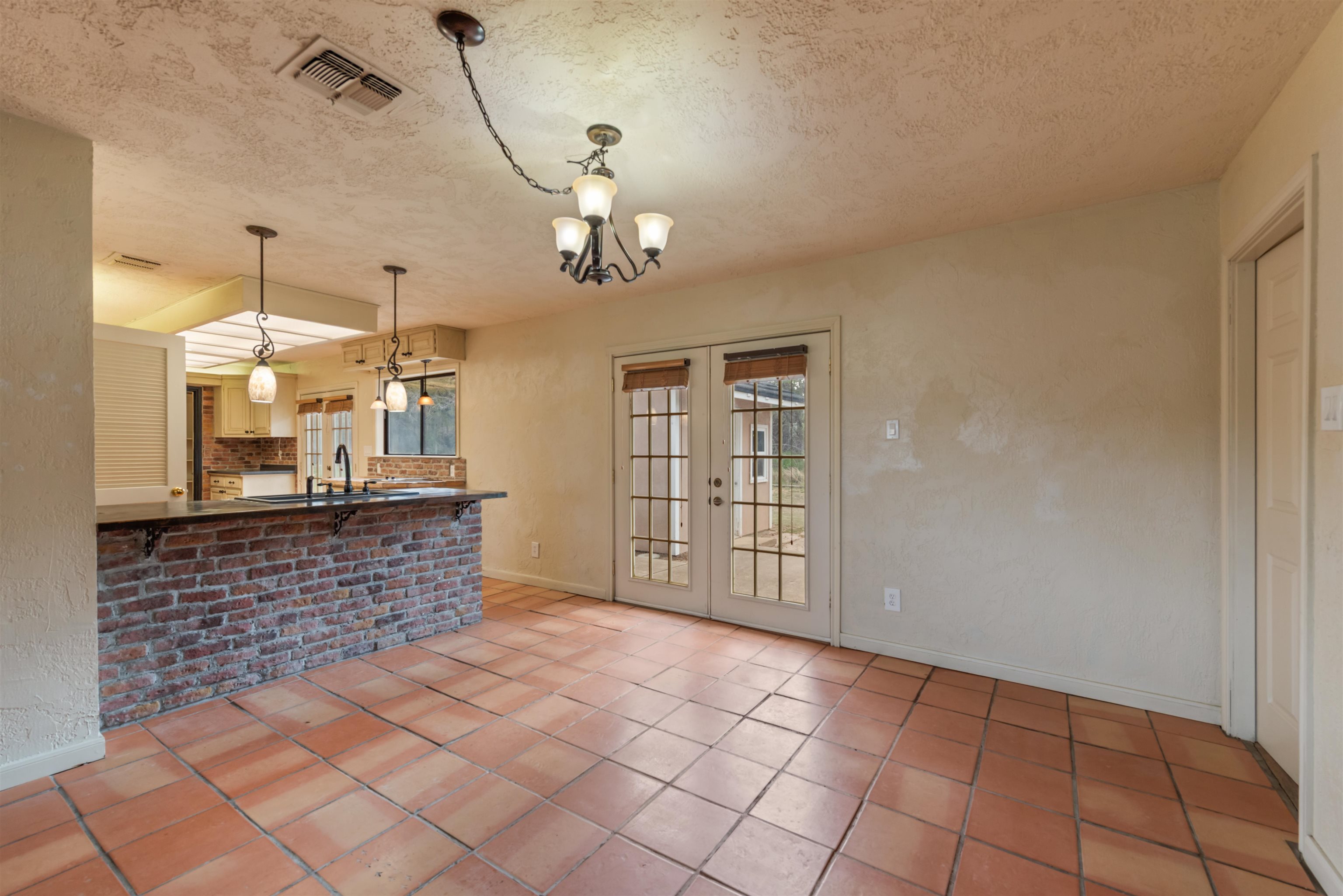 4948 Travis Oaks Drive Marble Falls TX 78654