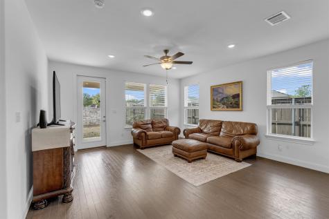 101 Jasmine Marble Falls TX 78654