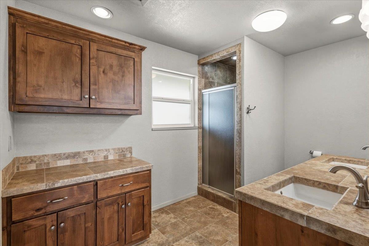 3904 Mountain View Drive Kingsland TX 78639