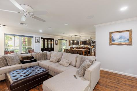 301 Stewart Street Meadowlakes TX 78654