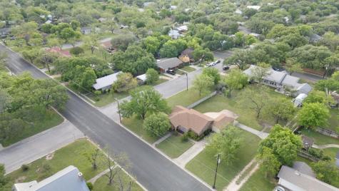 802 W 1st Street Lampasas TX 76550