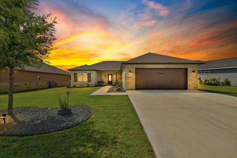 190 Oak Grove Parkway Kingsland TX 78639