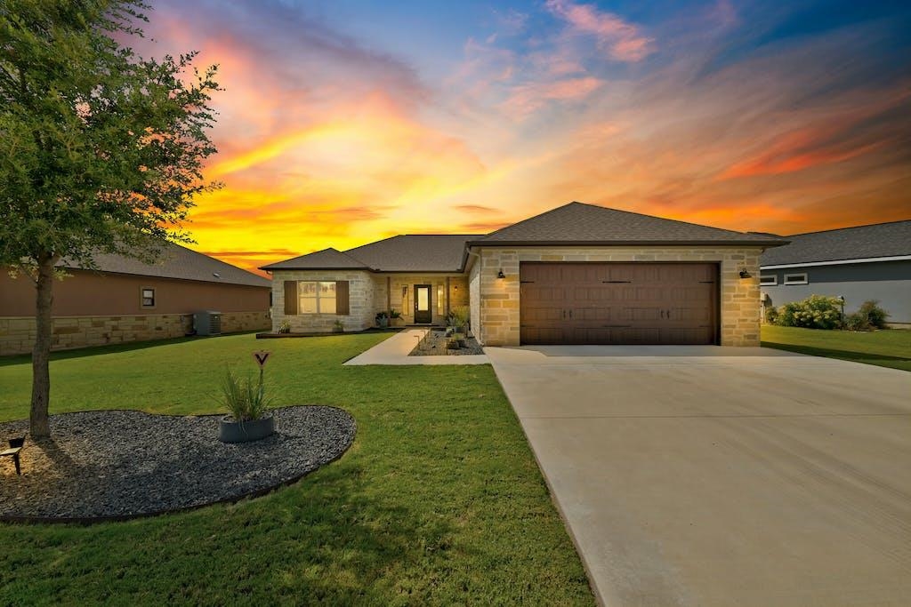 190 Oak Grove Parkway Kingsland TX 78639