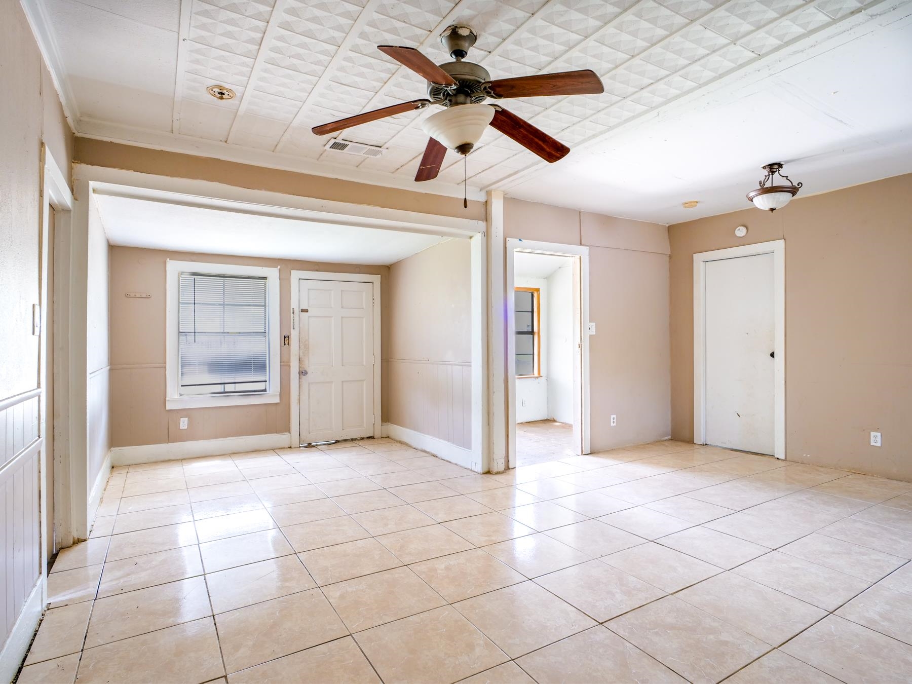 1004 Avon Avenue Llano TX 78643