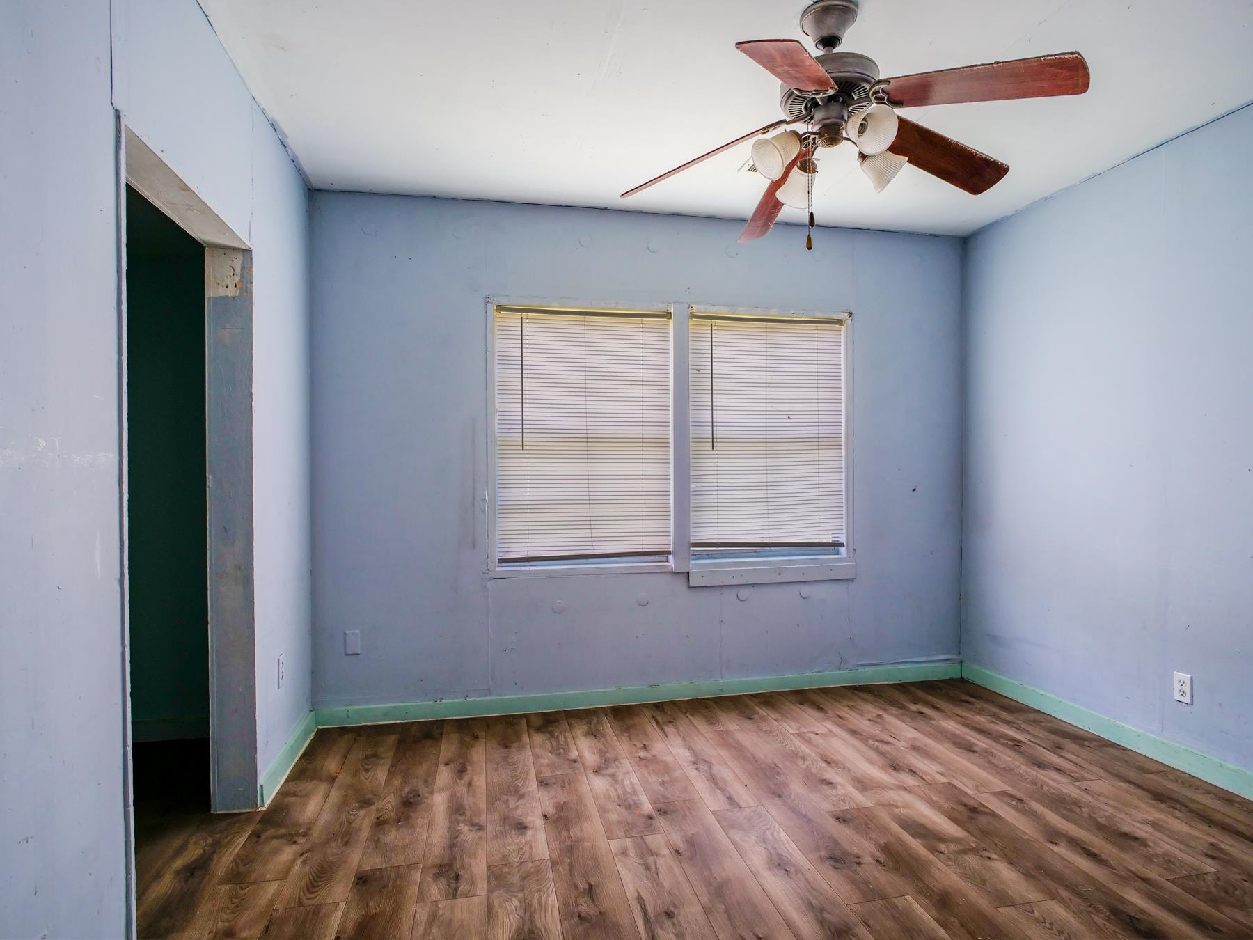 1004 Avon Avenue Llano TX 78643