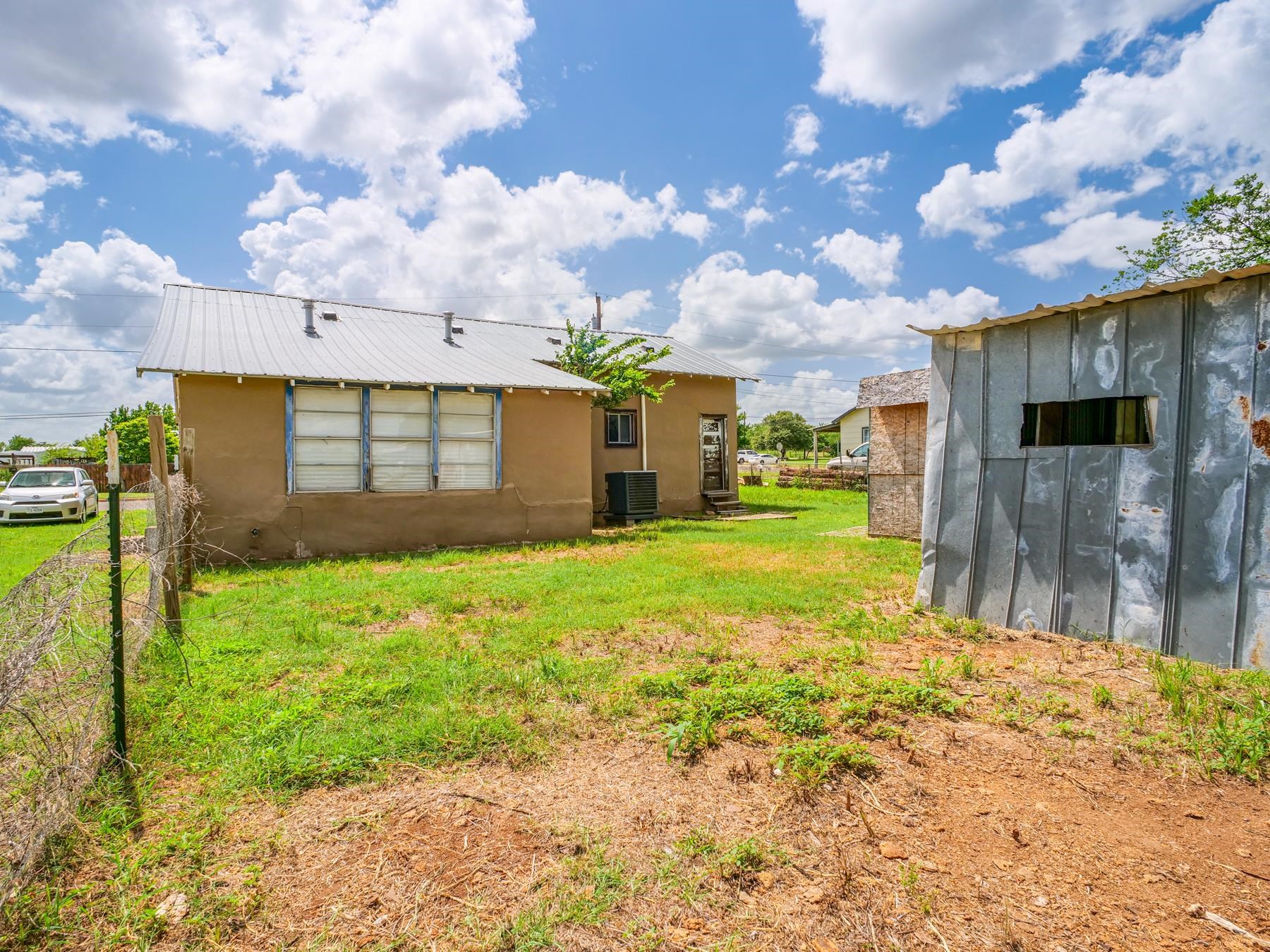 1004 Avon Avenue Llano TX 78643