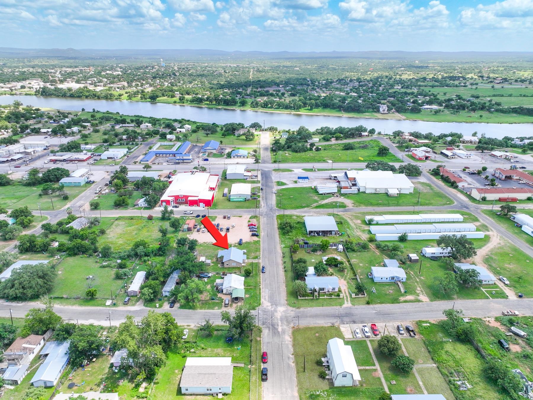 1004 Avon Avenue Llano TX 78643