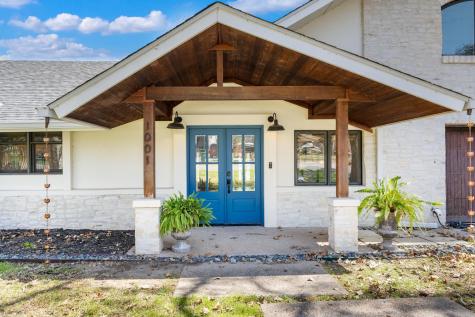 1001 Lakeshore Drive Marble Falls TX 78654