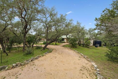 300 Bluff Road Spicewood TX 78669