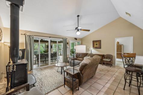 300 Bluff Road Spicewood TX 78669