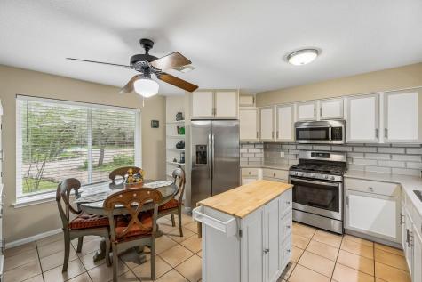 300 Bluff Road Spicewood TX 78669