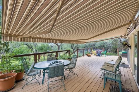 300 Bluff Road Spicewood TX 78669