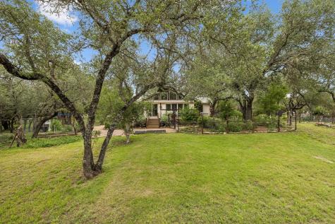 300 Bluff Road Spicewood TX 78669