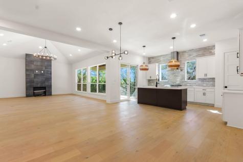 300 Bedford Drive Spicewood TX 78669
