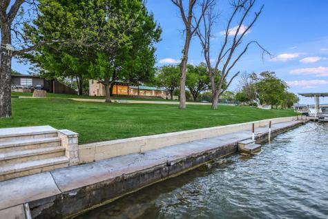 1704 Bluebonnet Kingsland TX 78639
