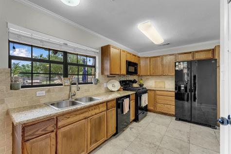 1303 Mission Hills Drive Marble Falls TX 78654