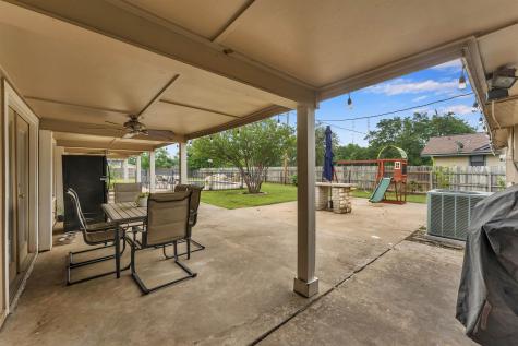 1303 Mission Hills Drive Marble Falls TX 78654