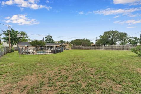 1303 Mission Hills Drive Marble Falls TX 78654