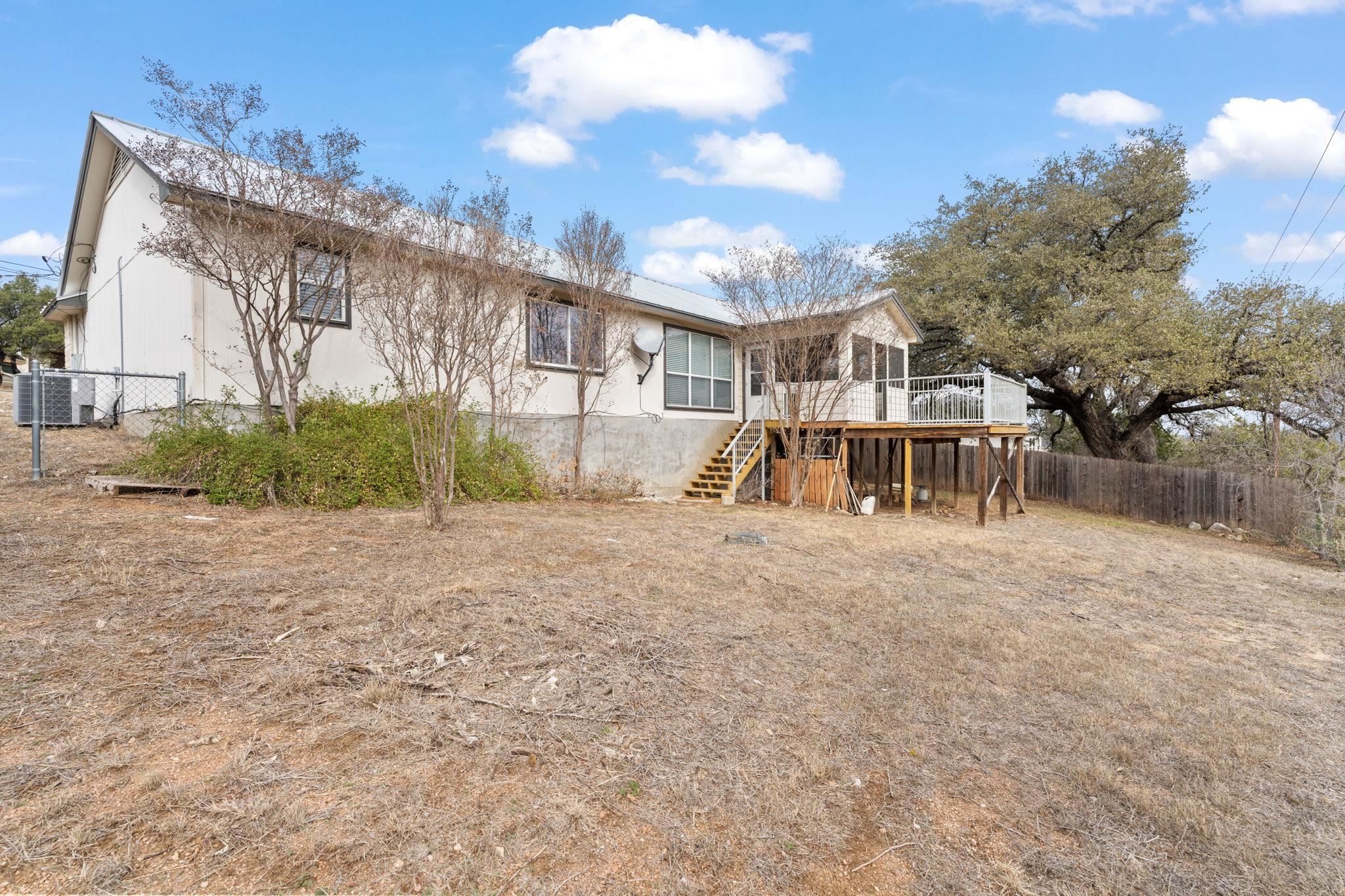 503 Knights Row Cottonwood Shores TX 78657