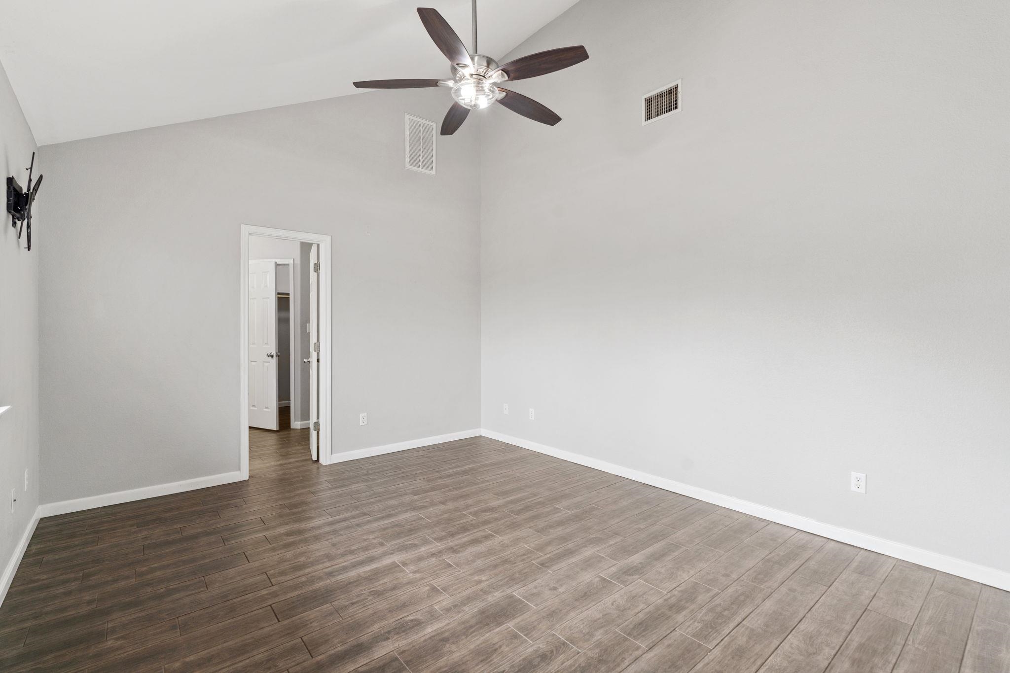 503 Knights Row Cottonwood Shores TX 78657